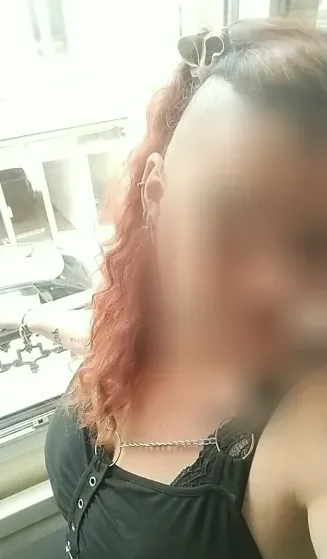 Antonia, 35