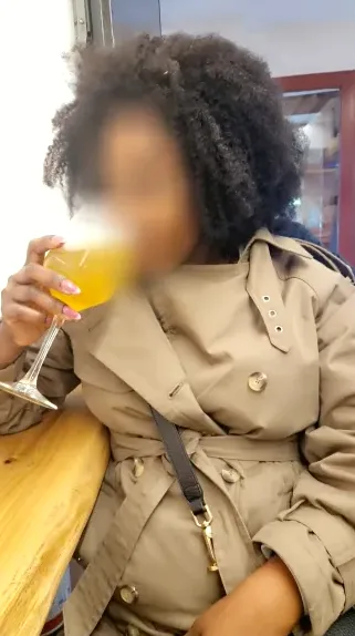 Chiara, 35