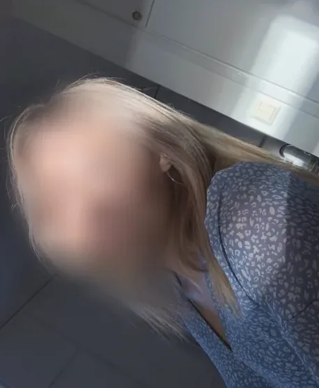 Fabienne, 19
