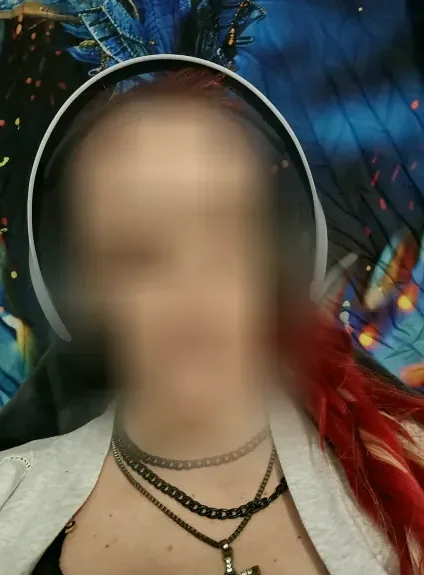 Ingrid, 36