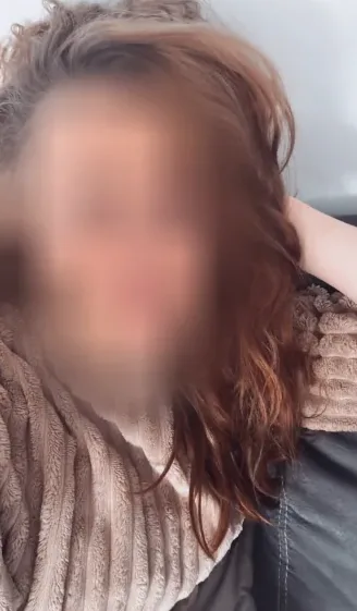 Lea, 37