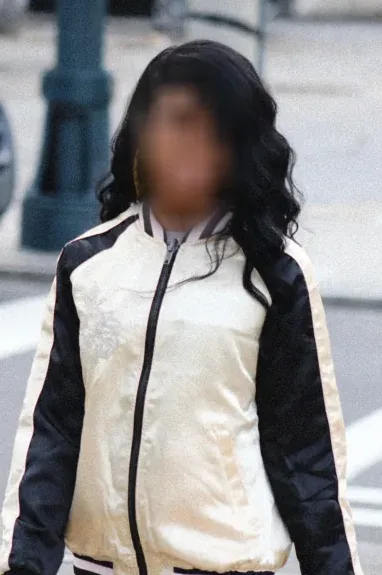 Nora, 28