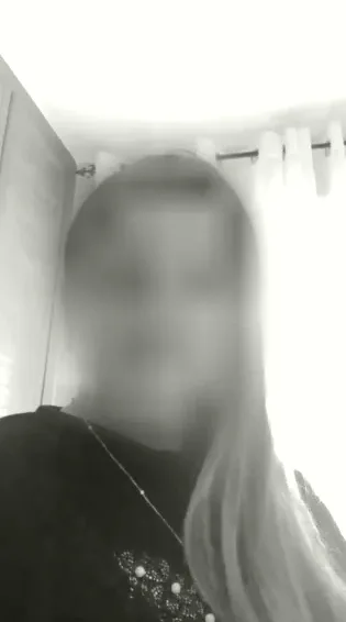 Sina, 40