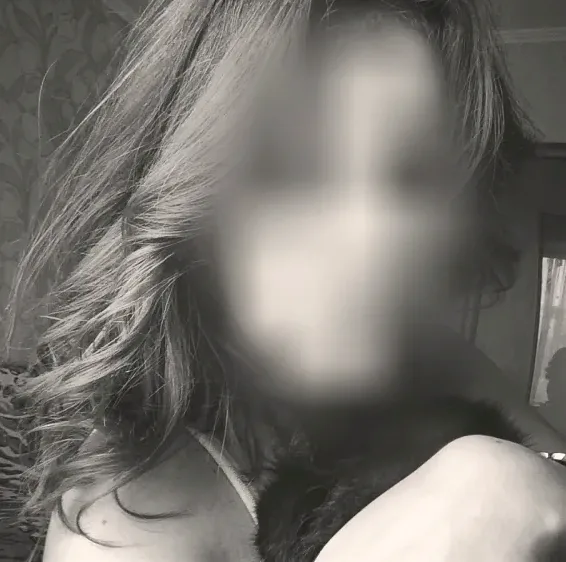 Stefanie, 28