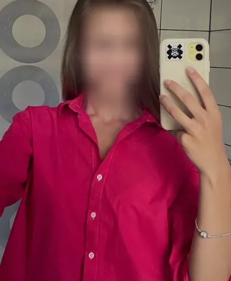 Tanja, 27