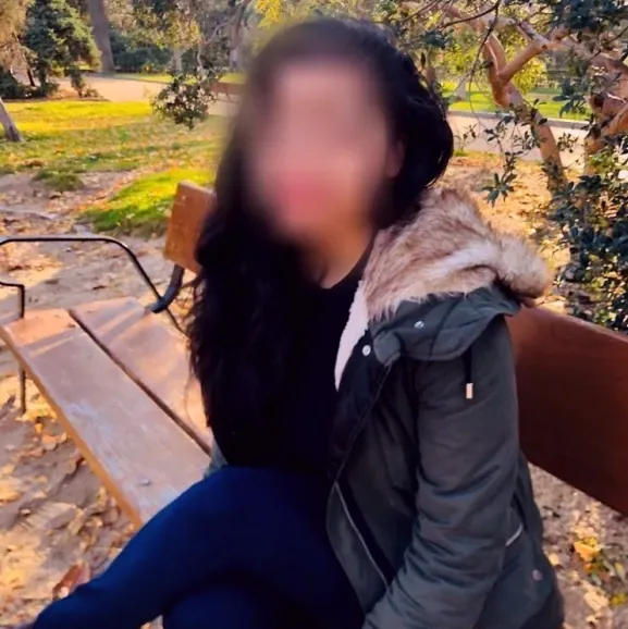 Yvonne, 27